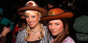 Karneval_altweiber_duesseldorf_ufer8